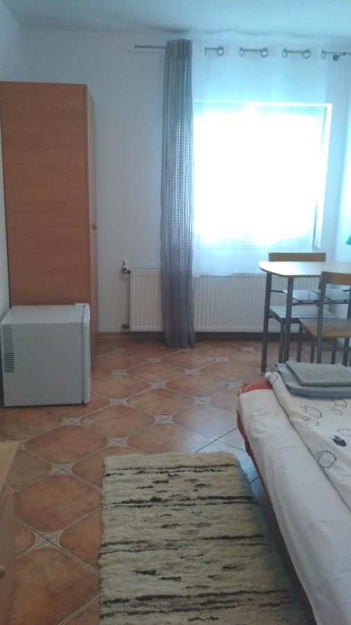 Pokoje Goscinne Jaskolcze Gniazdo Dziwnowek Exterior photo